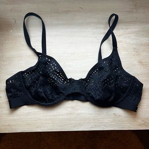 Essouria bra